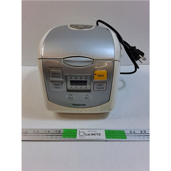 Panasonic Multi Function Rice Cooker - Powers On , As Is