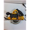 Image 3 : Dewalt Circular  Saw - Powers On , As Is