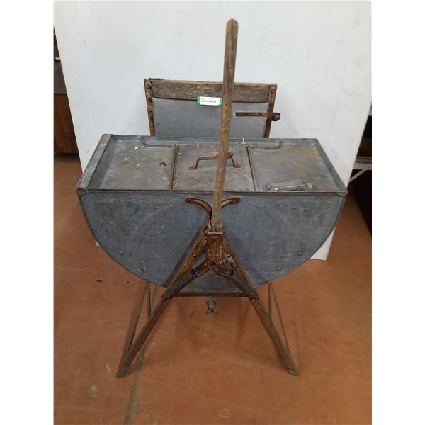 * Antique Galvanized Steel Washer/Wringer - 24x30x47" Including Handle - Pickup Only