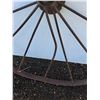 Image 4 : ** Vintage Metal Wagon Wheel - 4.5' Diameter - Pickup Only