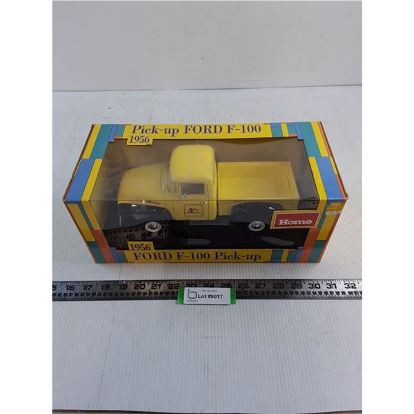 Home Hardware In Box 1:18 Scale 1956 Ford F100 Pick-Up