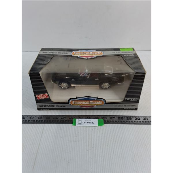 American Muscle In Box 1:18 Scale 1963 Chevy Corvette Sting Ray