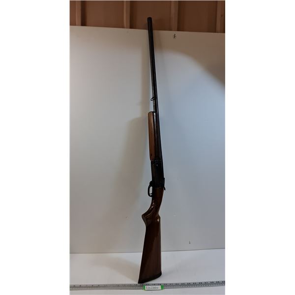 *^ CIL 12 Gauge Shot Gun - Model 402 - 47" Long - NEED PAL