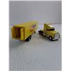 Image 3 : Home Hardware In Box 1:64 Scale International Truck & Trailer
