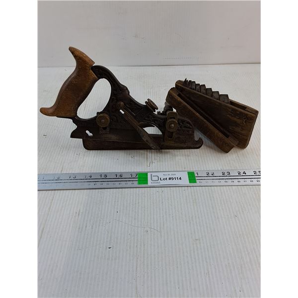 Antique Stanley Adjustable Plow Plane with Extra Blades