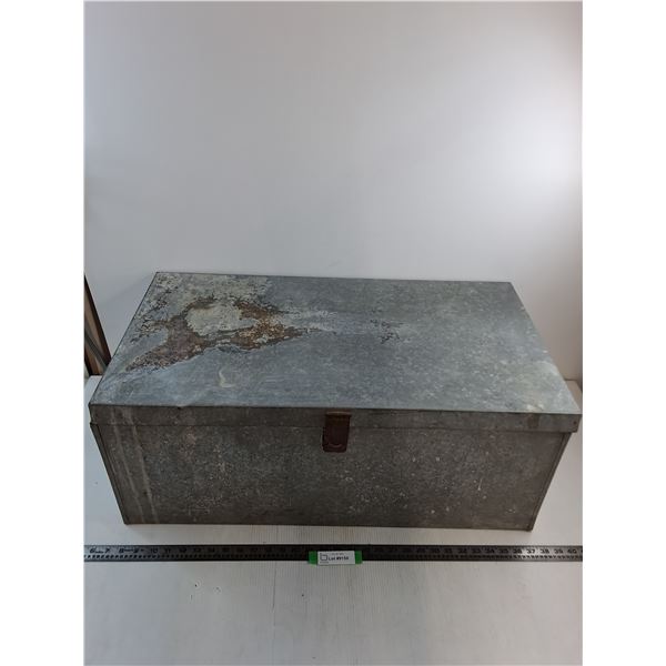 * Galvanized Metal Lockable Chest - 30x16x12" - Pickup Only