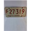 Image 3 : (6) Saskatchewan License Plates including 1945 and 1971