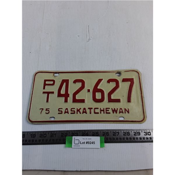 1975 Saskatchewan License Plate