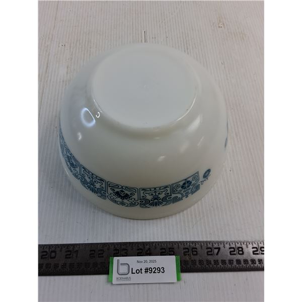 Pyrex "Horizon Blue" Mixing Bowl - 9" Diameter