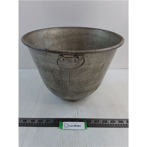 Vintage Metal Mixing Bowl - 9" High x 12.5" Diameter