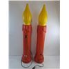 Image 3 : * Pair of Electrified Blow-Mold Noel Candles - Tested (1 No Light) - 37" High - Pickup Only