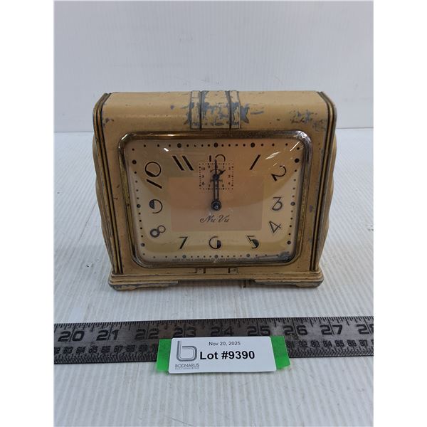 Vintage Nu Vu Alarm Clock - Minute Hand Disconnected