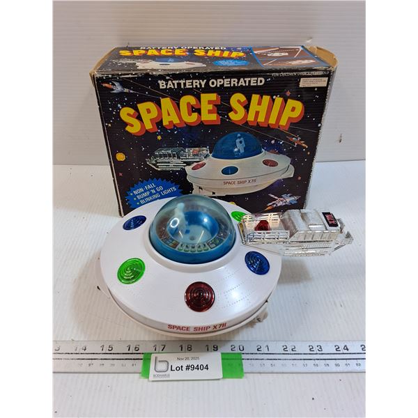 Vintage Battery Operated Spaceship Toy - Powers On
