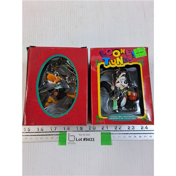 (2) Christmas Tree Ornament: Looney Tunes - Daffy & Peppy