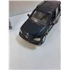 Image 5 : (3) Hot Wheel Cars & Mercedes Benz Model Car - 1/24 Scale