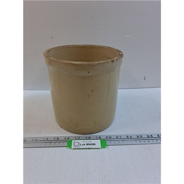 Vintage Crock - 7.5" x 7.5"