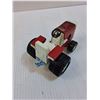 Image 3 : Vintage Plastic Tonka Tractor - 4.5" x 3.5" x 2.5"