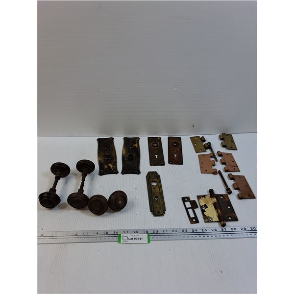 Vintage Door Handle Hardware Lot: Door Knobs, Hinges, Face Plates