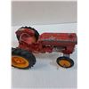 Image 2 : Die Cast Massey Ferguson  - No 135 - 1:32 Model Scale - Some Wear