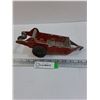 Image 1 : Die Cast Massey Harris Poop Spreader - Some Wear - 1:24 Model Scale - Approx