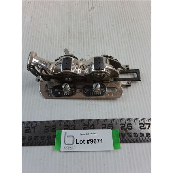 Vintage Singer Button-Hole Attachment Device