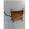 Image 3 : Vintage Dowswell, Lees & Co. Laundry Wringer - 26" x 16" Including Handle - Pickup Preferred