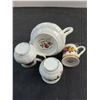 Image 2 : Miniature "Cottage Rose" Bone China 4-Piece Tea Set