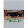 Image 1 : Mustang Pull-Back Die Cast Car in Box - 1:32 Model Scale