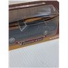 Image 3 : Mustang Pull-Back Die Cast Car in Box - 1:32 Model Scale