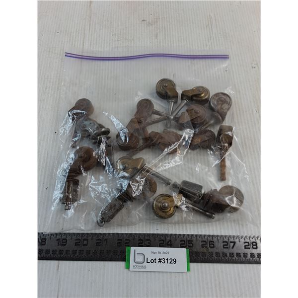 (16) Vintage Castor - Some Rust