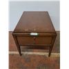 Image 1 : * Vintage Livingroom End Table - 28x20x20" - Pickup Only