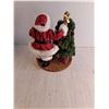 Image 3 : Kirkland Signature Fabric Mache Santa Claus Christmas Decoration
