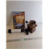 Image 1 : Manual Coffee Grinder, Refracting telescope Finder Scope, Metal Sign