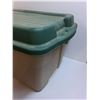 Image 2 : * Rubbermaid Storage Container w/Lid - 20" x 17" x 32" - CANNOT SHIP