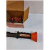 Image 2 : Ramset Hammer & Concrete Nails in Box