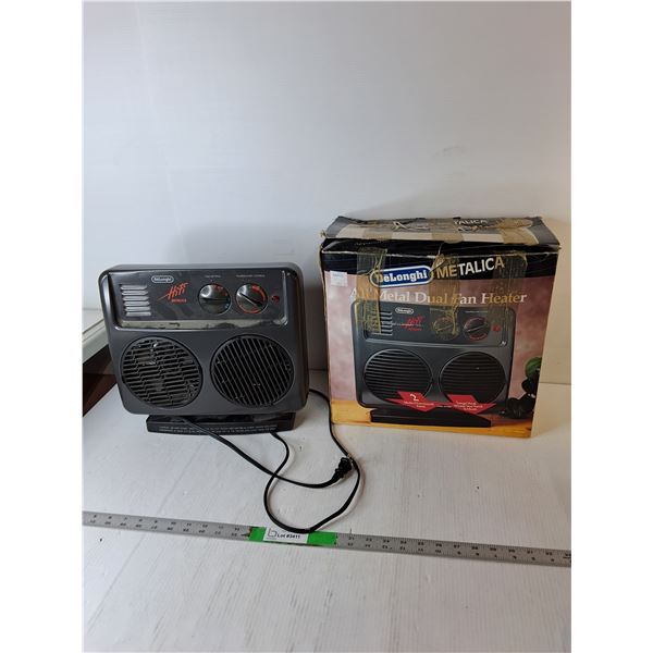 DeLonghi Metal Dual Fan Heater- Powers On