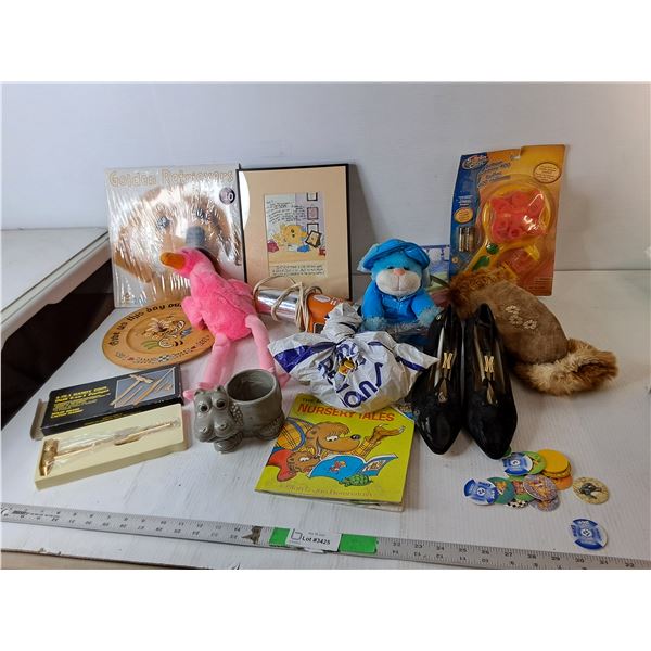 Women's Mittens, Sunbeam Blowdryer- Powers On, Brass Multitool, Misc.