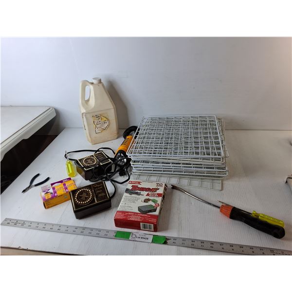 Jug of Tempera Paint, Wire Mesh Panels 14", Job Pro Flashlight- As Is, Misc.