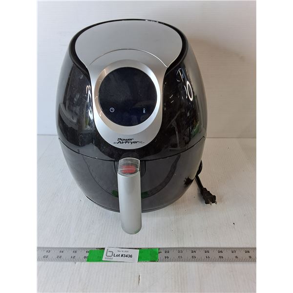 Power Airfryer XL- Powers On