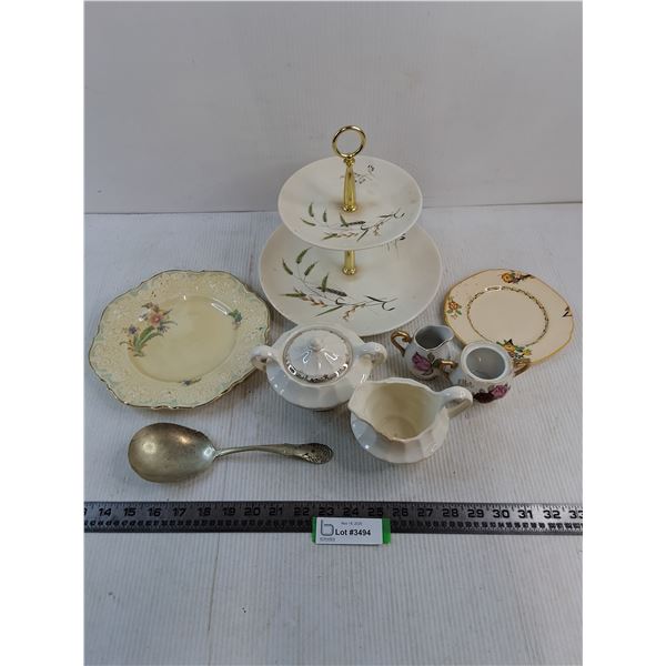 Assorted Vintage Porcelain Dishes