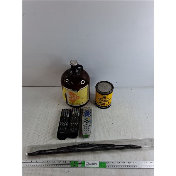 Vintage Glass Jug, Moores Blackboard Coating, Remotes, 22" Wiper Blade
