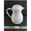 Image 1 : Plastic Pitcher 11"