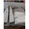 Image 2 : (2)102" x52" White Rectangular Felt