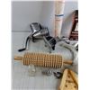 Image 4 : Meat Grinder, Juicer Press, pH Computer, Tupperware Baking Mat, Dough Roller, Misc