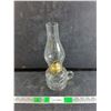 Image 1 : 13" Kerosene Lamp - PICK UP