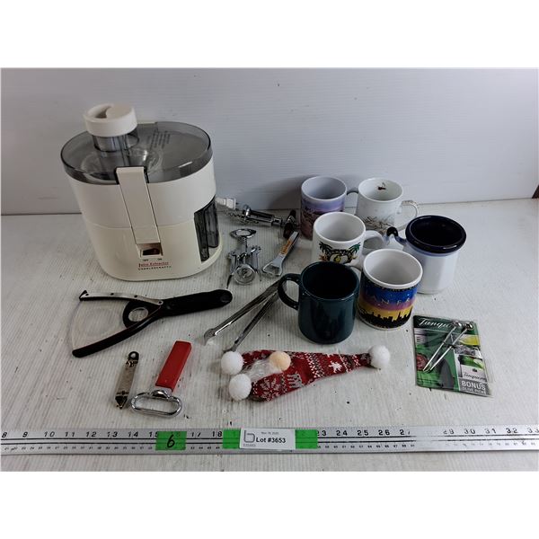 Juice Extractor - Powers On, As Is, Wine & Glass Bottle Openers, Ceramic Mugs, Olive Picks, Misc