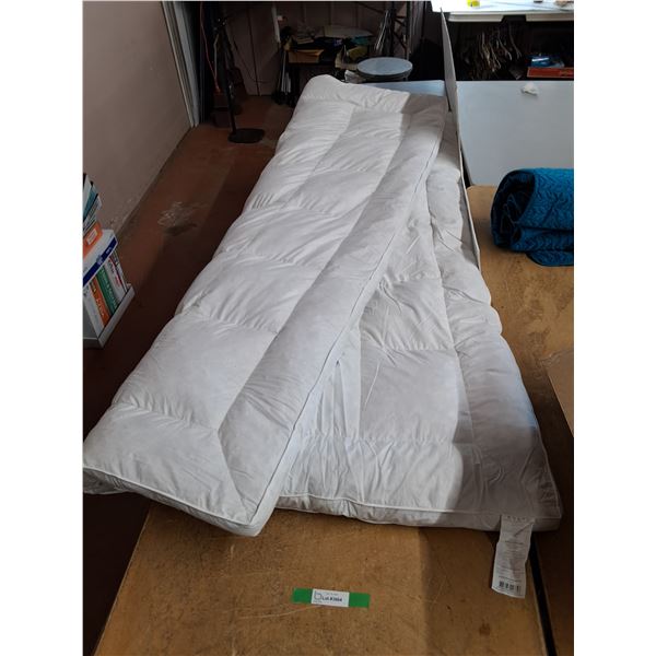 Foshan Daphne Duck Feather Mattress 78" x 50", Cannot Ship