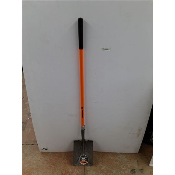 (2) Ceramic Pitchers - Pickup Preferred