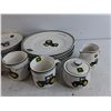 Image 4 : John Deere Ceramic Dining Plates, Mugs, Cream & Sugar Set - PICK UP