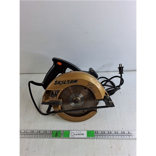 Skilsaw Classic 7 1/4" Circular Saw - Powers On, As Is